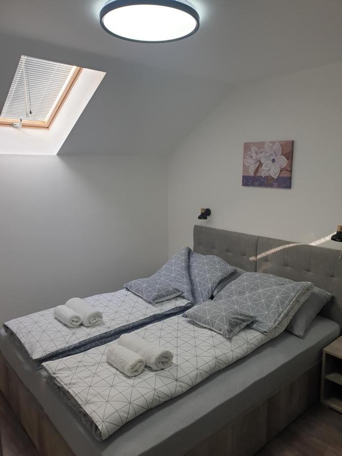 Apartmani Statik Sd Σμεντέρεβο Εξωτερικό φωτογραφία
