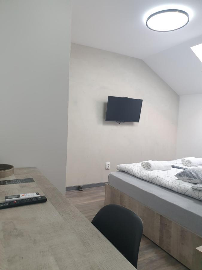 Apartmani Statik Sd Σμεντέρεβο Εξωτερικό φωτογραφία